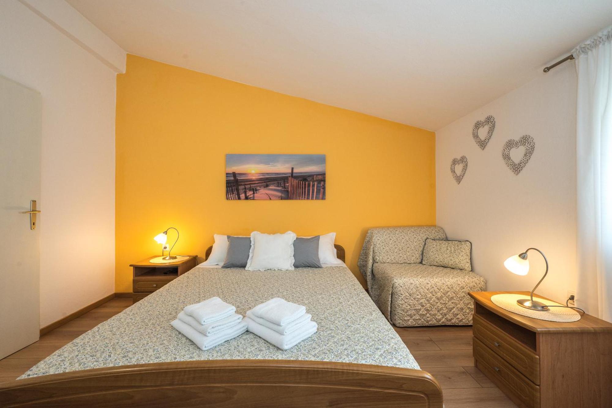 Apartments Marija Makarska Exterior photo
